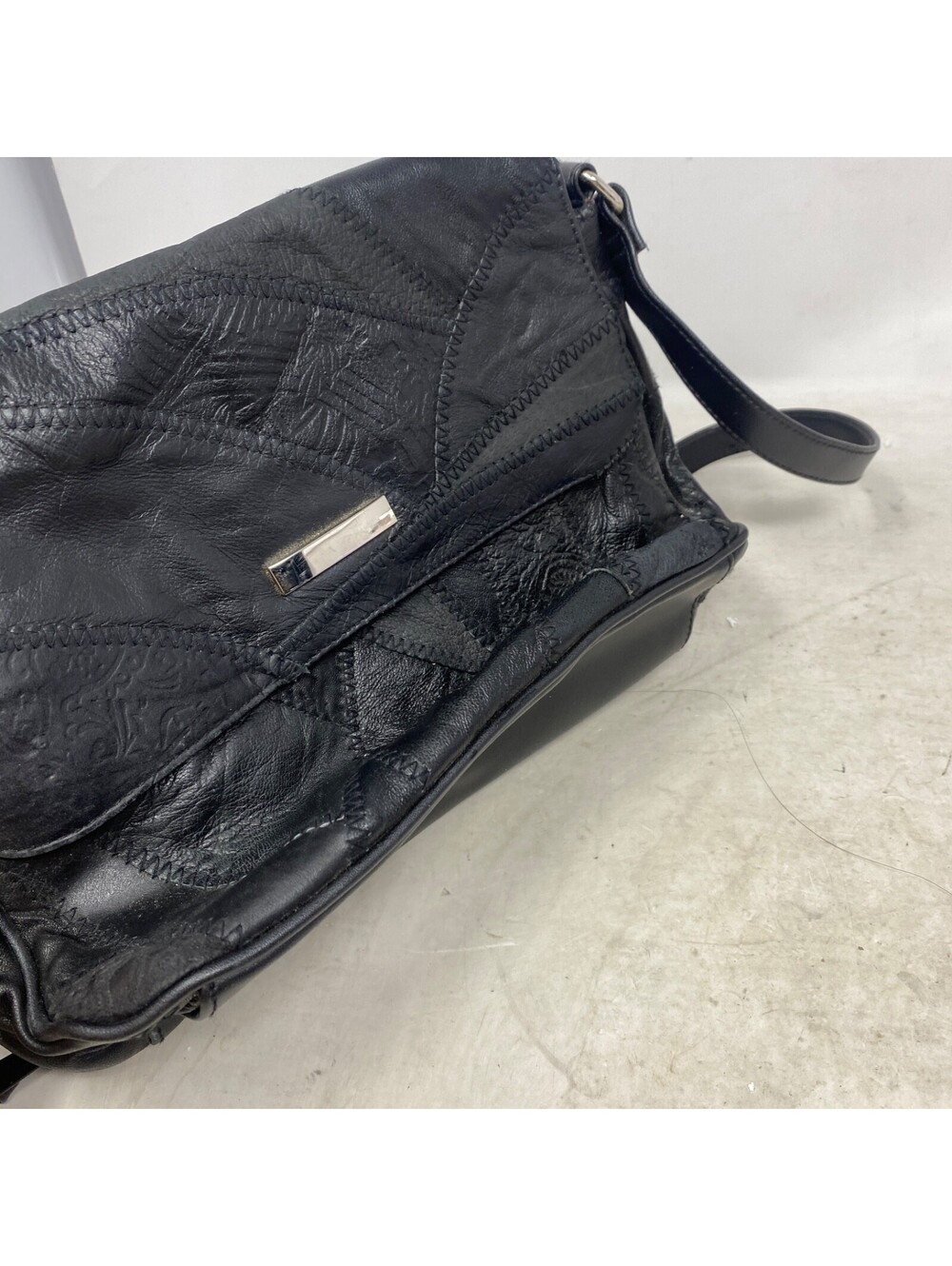 Vintage 80s 90s Patchwork Black Faux Leather Shoulder Bag Boho Organizer Y2K - Picture 2 of 9